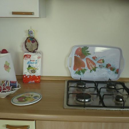 Appartamento Michela Brenzone sul Garda Quarto foto