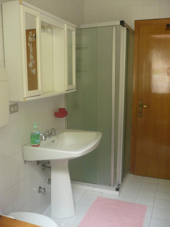 Appartamento Michela Brenzone sul Garda Quarto foto